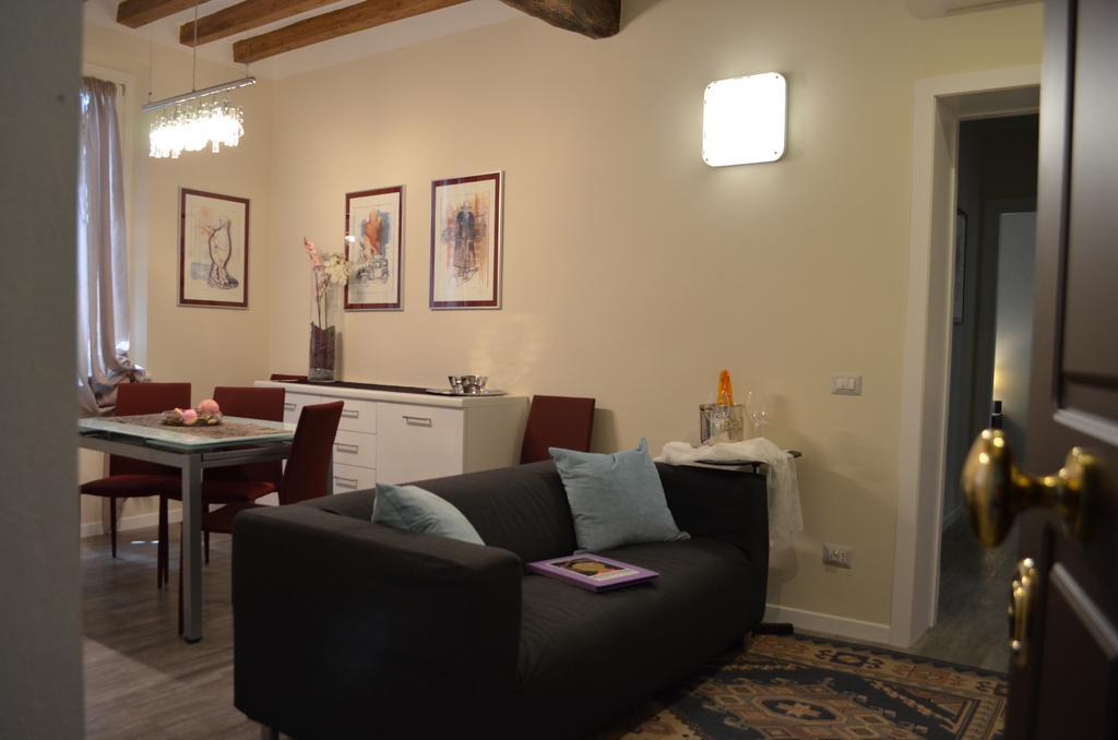Heart Of Parma Apartment Cameră foto